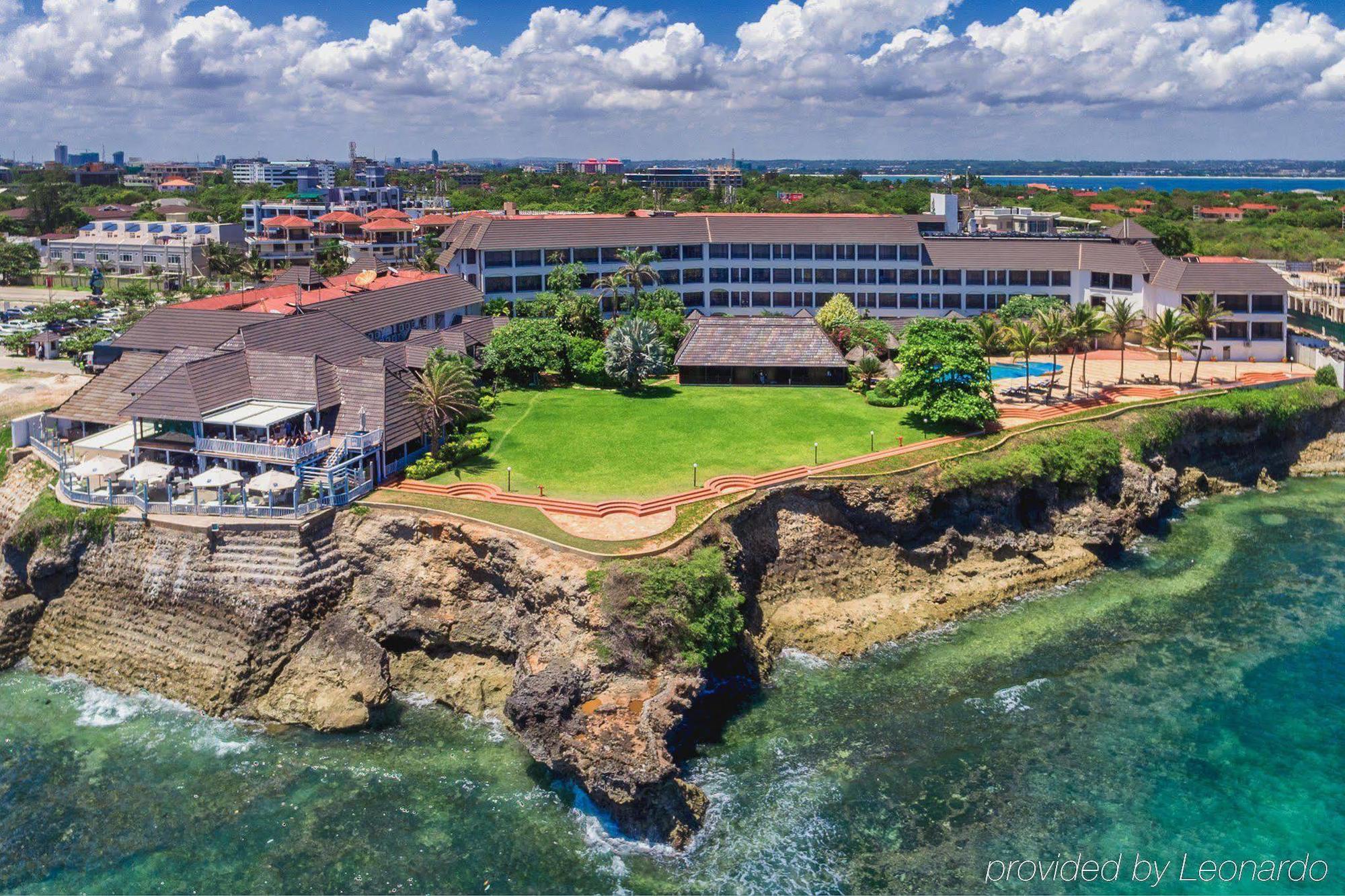 Sea Cliff Hotel Νταρ ες Σαλάμ Εξωτερικό φωτογραφία