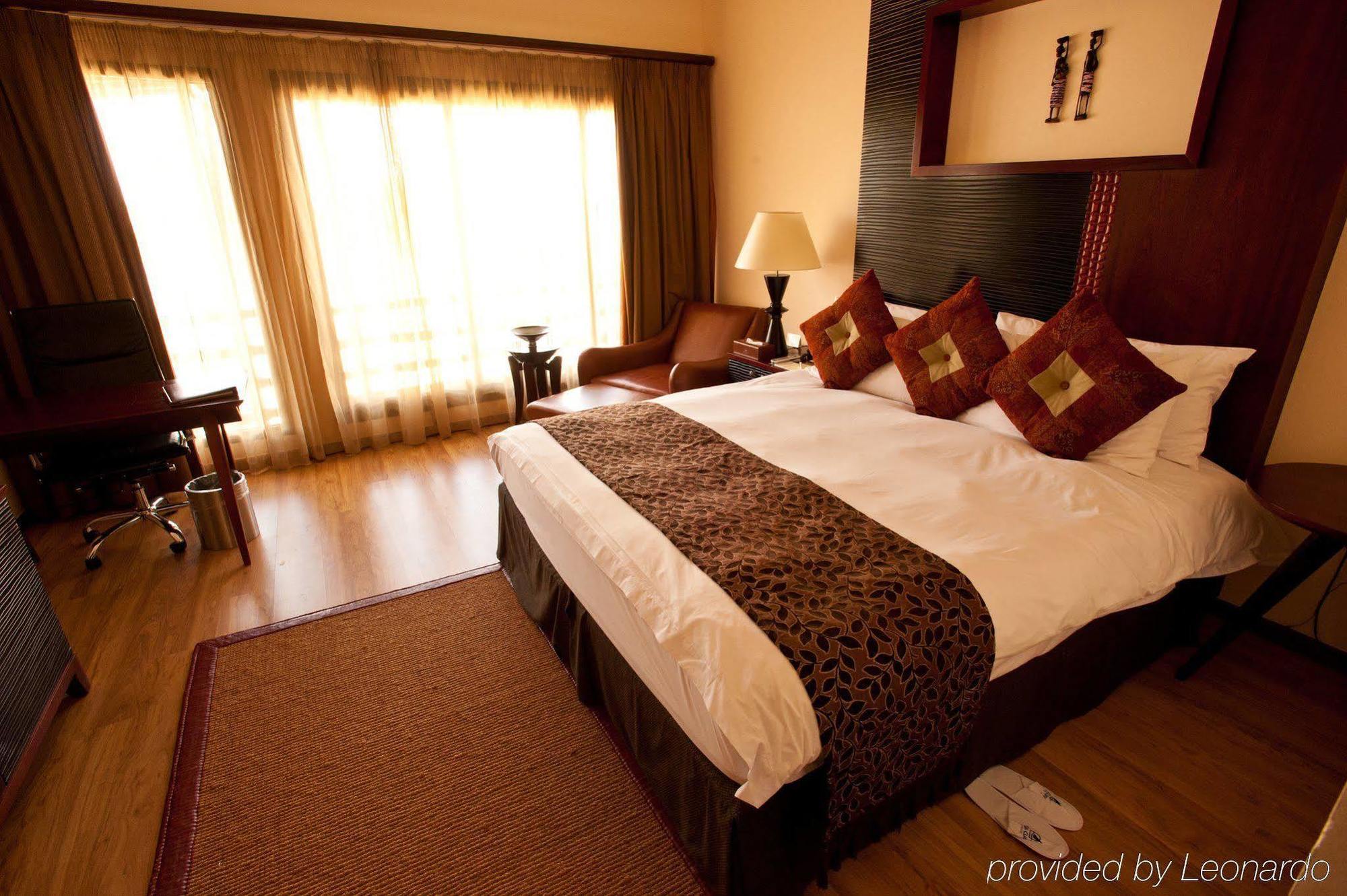 Sea Cliff Hotel Νταρ ες Σαλάμ Εξωτερικό φωτογραφία